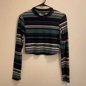 Rue21 crop top size Medium